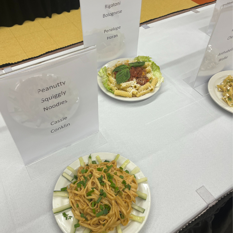 Congratulations to MACKENZIE CASTALDO (3rd grade at Packanack Elementary school) for winning the First Annual Future Chef Competition on March 27, 2024! Mack's Chili Cheese Mac scored 94 total points with the judges for Originality, Easy Preparation, Healthy Attributes, Kid Friends, Taste, Plate Presentation & Chef Presentation. Mackenzie's recipe will represent Wayne Public Schools to be considered in the National Future Chefs Competition and be featured on the Elementary School Lunch Menu in May.2024. All recipes can be viewed on the district website: https://www.wayneschools.com/foodservices #wayneschoolsnj #wayneschoolsnjElem #futurechefs #sodexo