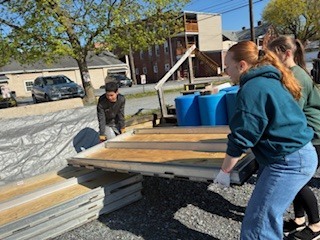 FBLA Students at Mainstreet Waynesboro