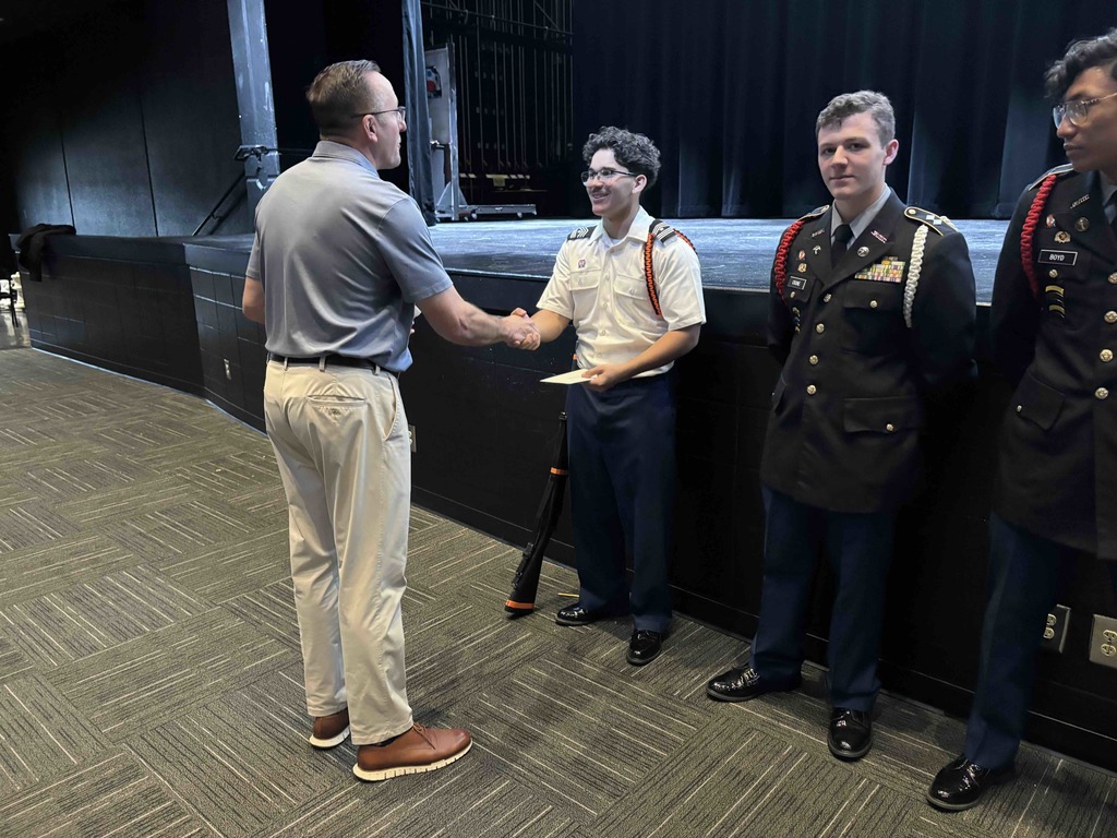 On Nov. 20, 2025, St. Robert Mayor James Breckenridge presented commemorative coins to the Waynesville JROTC Color Guard cadets who participated in the Veterans Day Parade on Nov. 11, 2025. The cadets were as follows  Right Guard- Cadet SGM Aiden Rivera National Colors- Cadet LTC Kaden Crone Missouri State Flag- Cadet Major David Boyd JROTC Battalion Colors- Cadet Captain Addison Smith Left Guard- Cadet Captain Aubrey Ellison