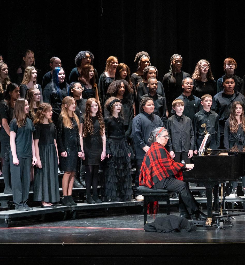 The Waynesville Middle School choir held their Winter Concert on Dec.2, 2025, in the Waynesville High School Auditorium.