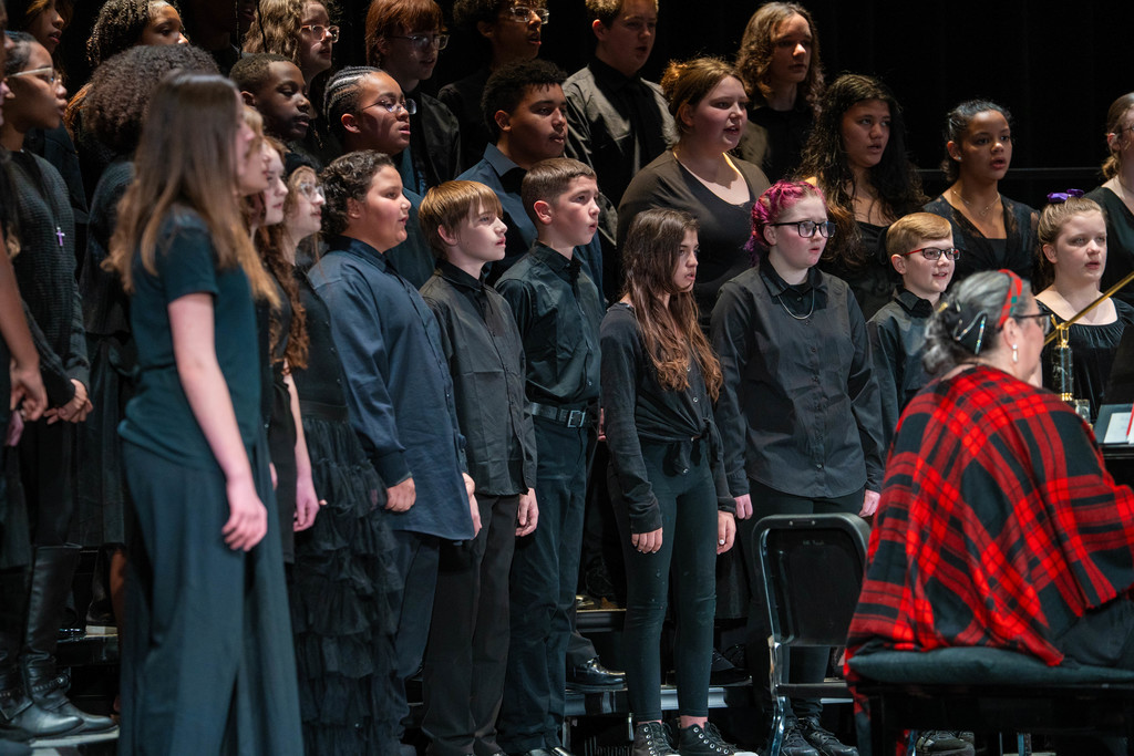 The Waynesville Middle School choir held their Winter Concert on Dec.2, 2025, in the Waynesville High School Auditorium.