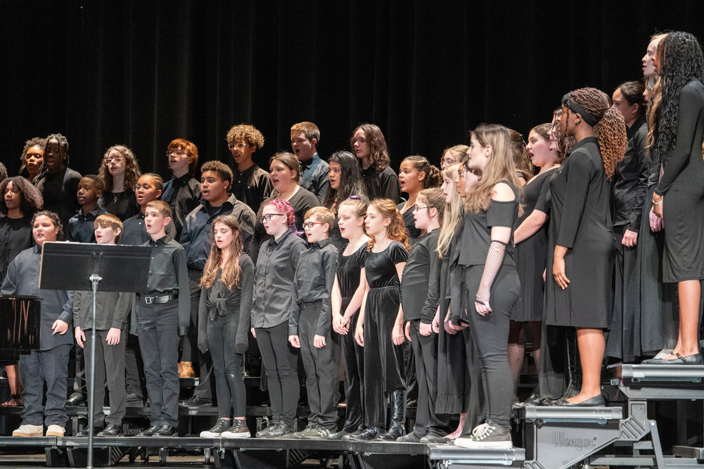 The Waynesville Middle School choir held their Winter Concert on Dec.2, 2025, in the Waynesville High School Auditorium.