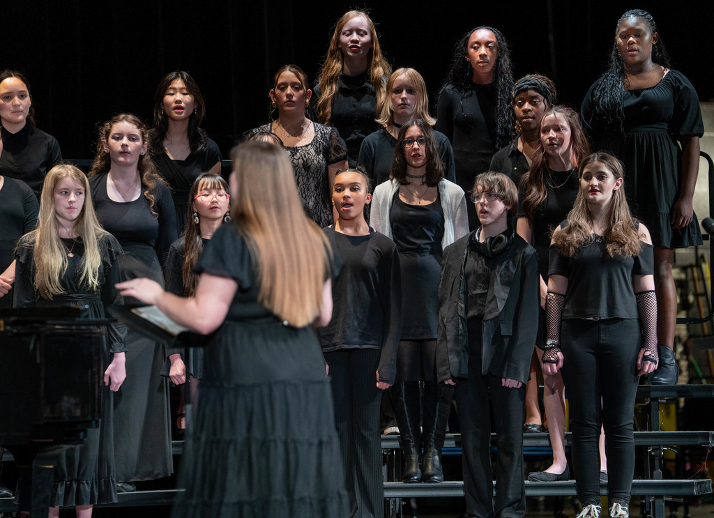 The Waynesville Middle School choir held their Winter Concert on Dec.2, 2025, in the Waynesville High School Auditorium.