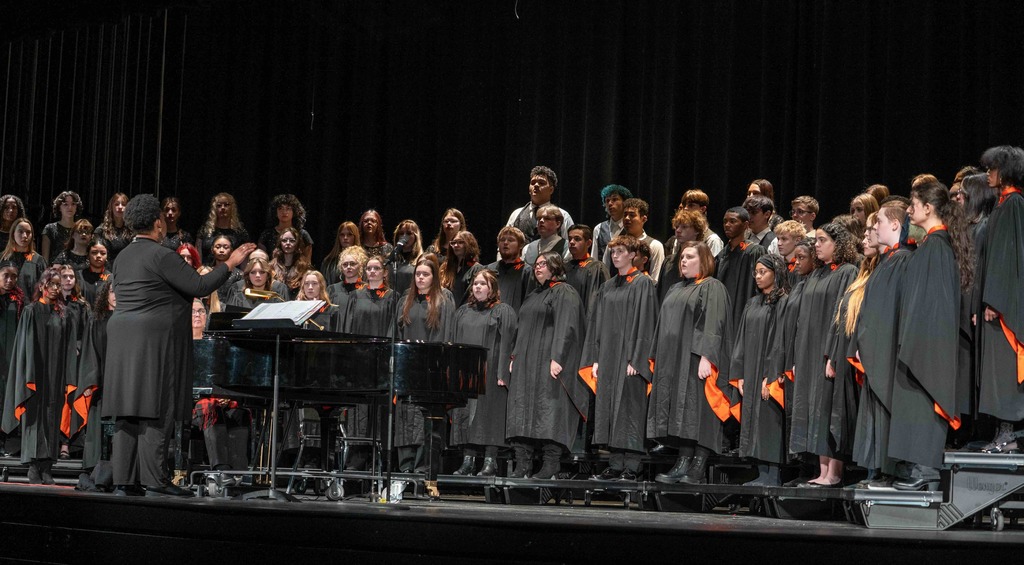 The Waynesville High School choirs held their Winter Concert on Dec 2, 2025, in the Waynesville High School Auditorium.