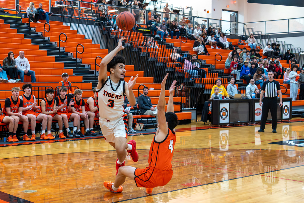 The Waynesville High School girls and boys varsity basketball teams competed against Republic on Jan. 2, 2026, in the main gym at WHS. The band, cheer and Rhythm Nation dance team also performed during the event.