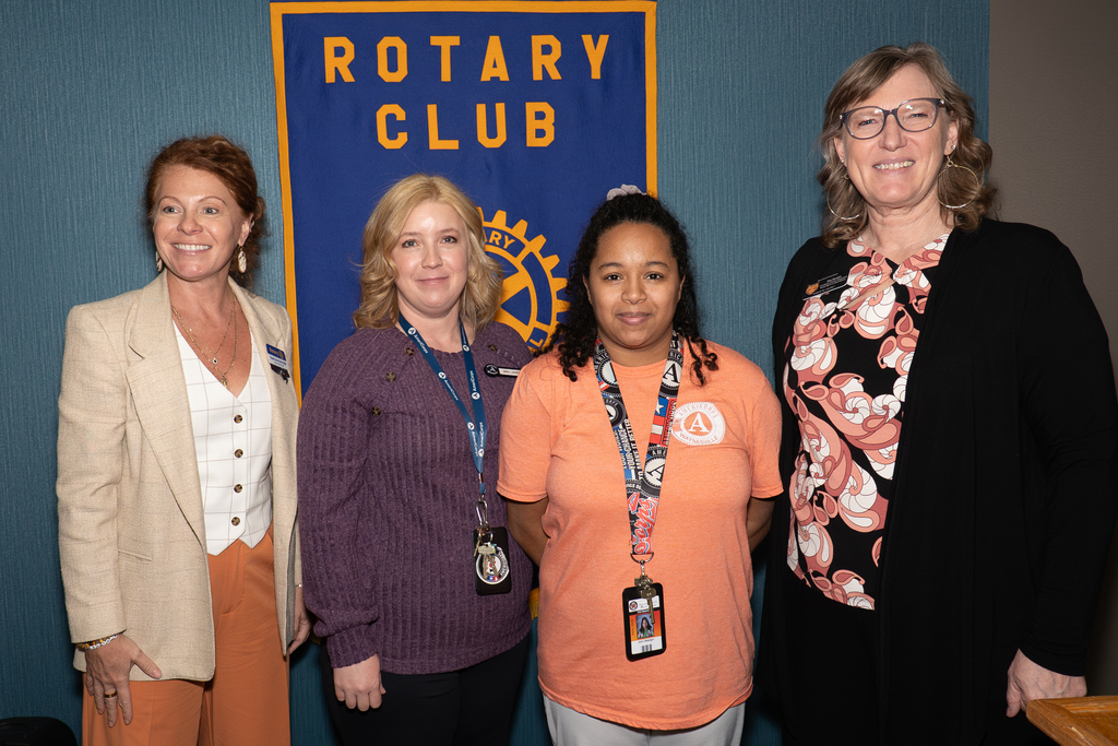 Rowden speaks at Rotary