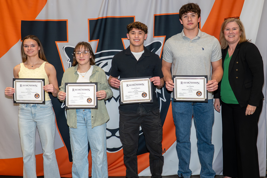 4 WHS wrestlers recognized for placing at State