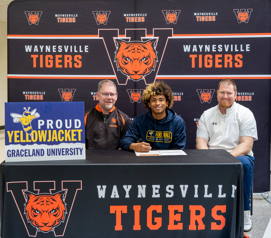 Jackson signs to play football at Graceland University