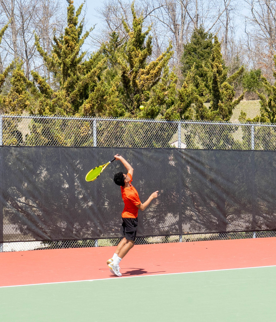 WHS Tennis takes on Houston