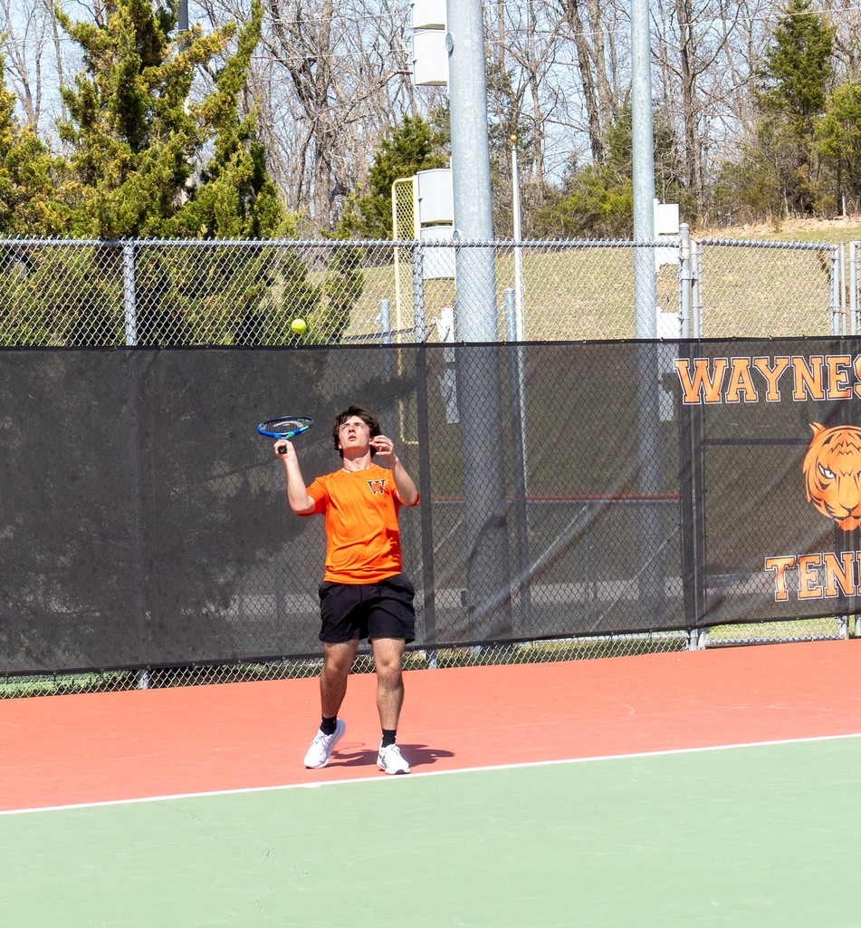 WHS Tennis takes on Houston