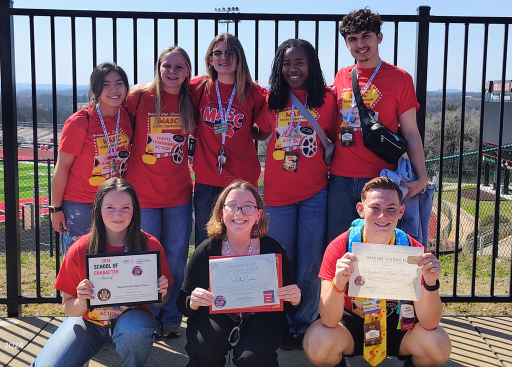 WHS SGA students with certificates