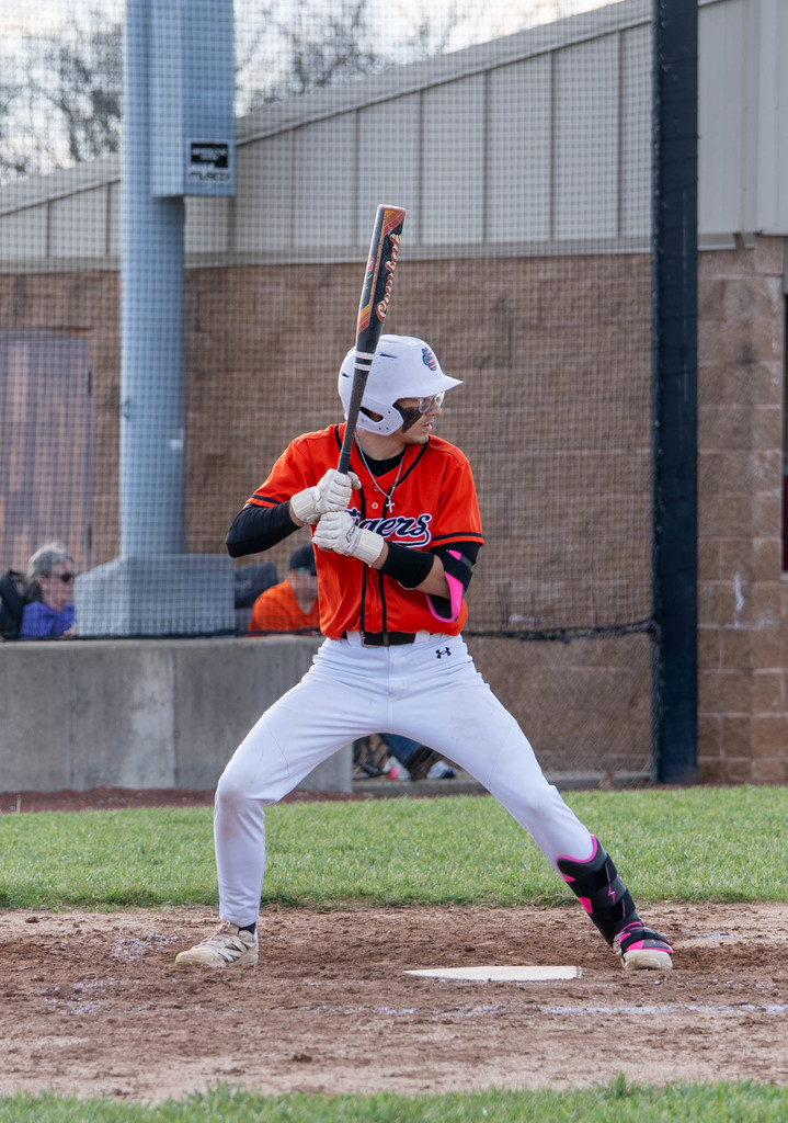 WHS Baseball takes on Webb City