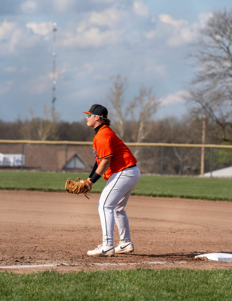 WHS Baseball takes on Webb City