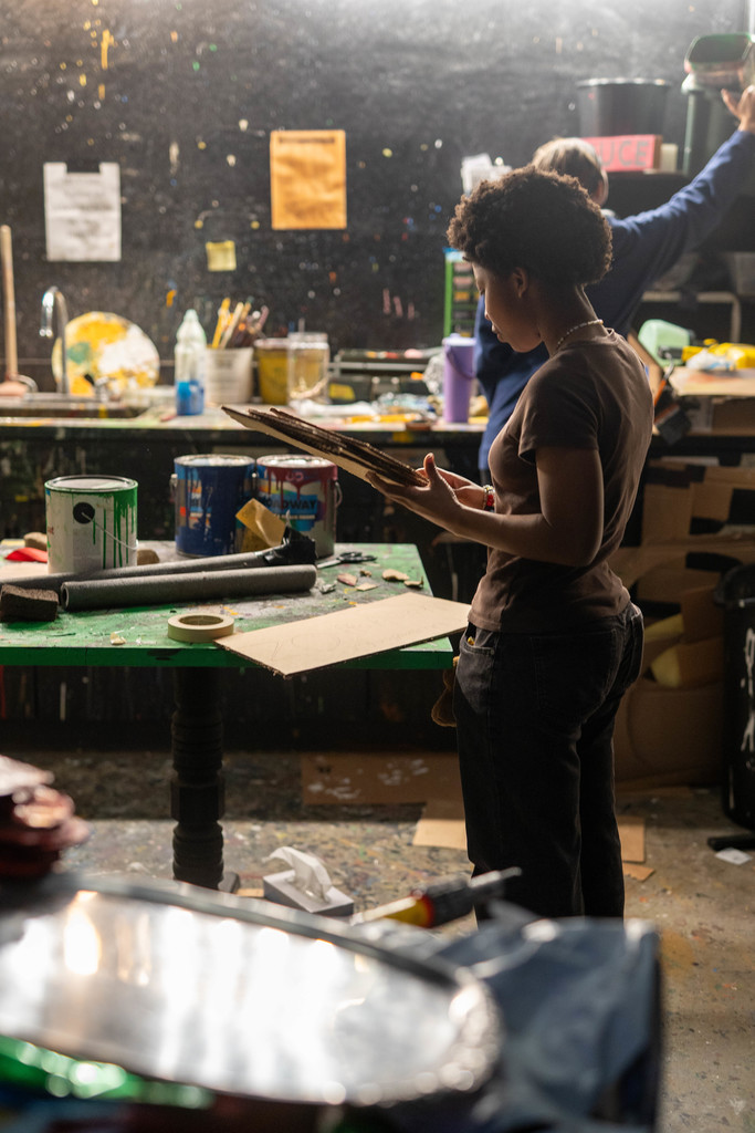  WHS students rehearse for "Dorothy in Wonderland"