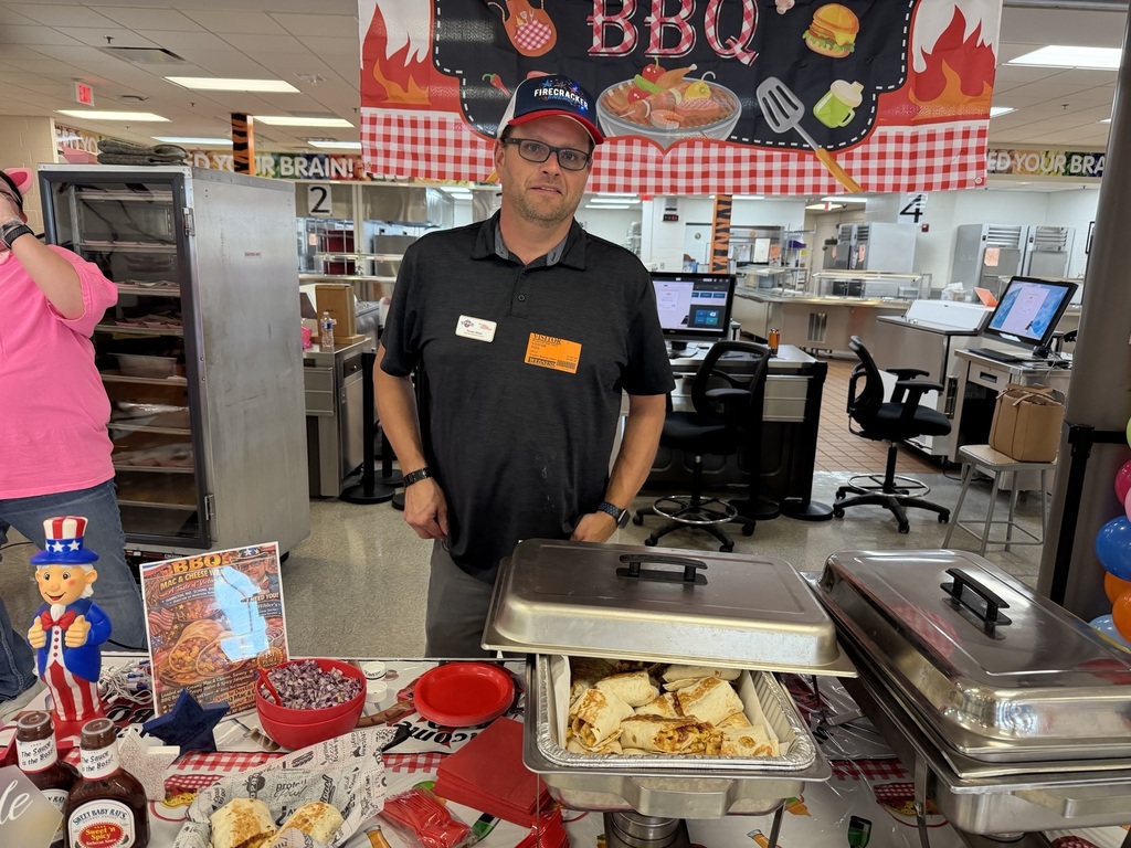 OPAA! hosted the Murphy Territory Recipe Contest at Waynesville High School on April 8, 2026. WHS students were among the judges who were able to sample and vote on the creativity and talent of the food services team members.     The winner was Dustin Hibler, DNS at Hamilton RII, whose BBQ mac and cheese wrap earned top honors. He will advance to represent this territory at the company-wide contest later this month in Turner, Kan.   