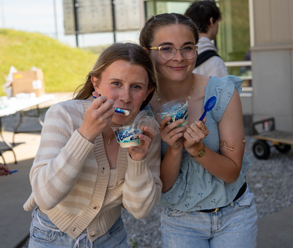WHS students receive Culver's Custard