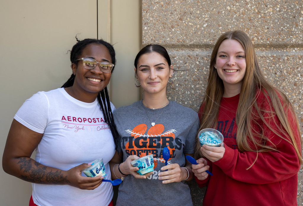 WHS students receive Culver's Custard