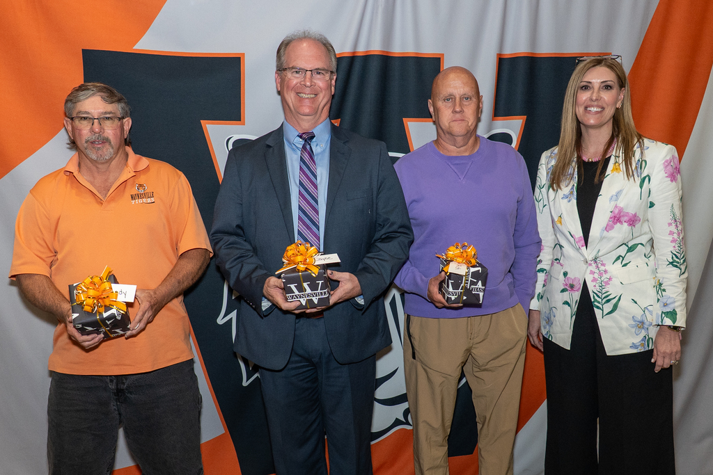 3 sworn in as board members