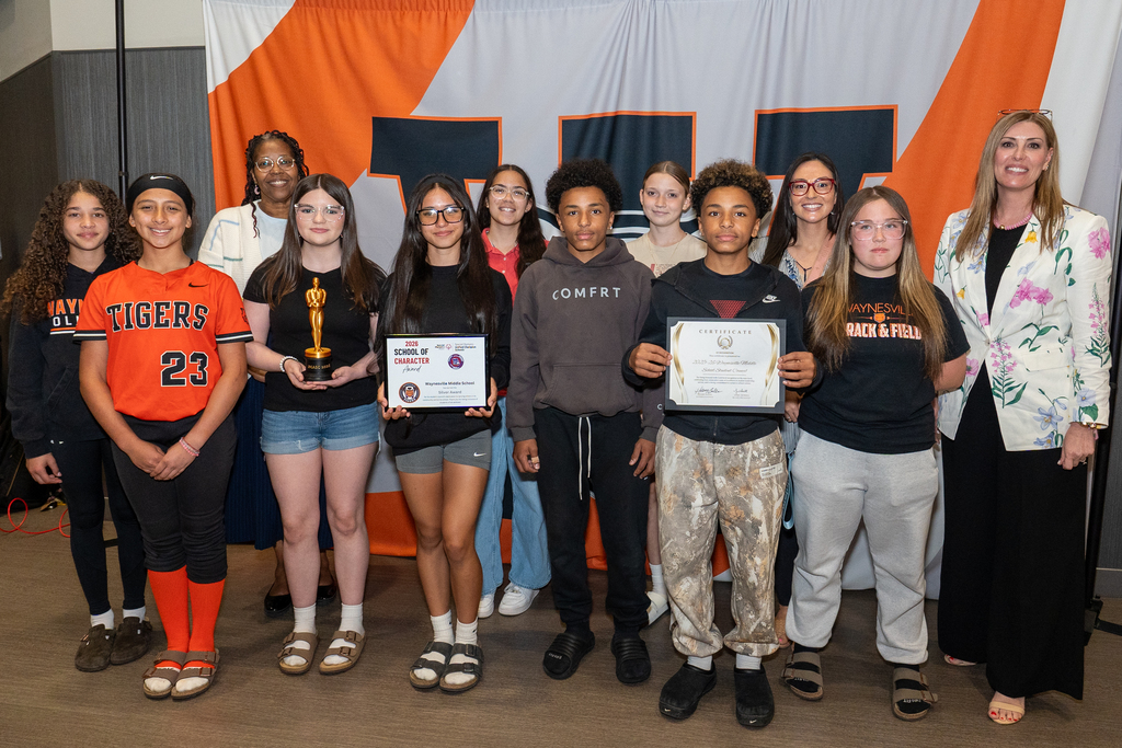 WMS STUCO recognized for 2 awards