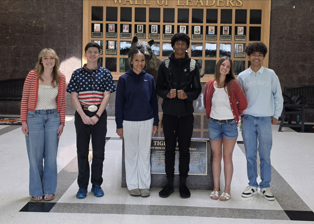 Waynesville High School has announced the Prom queen and king candidates. They are as follows:     Prom Queen Candidates:  Breanna Bednarick Katherine Bercier Emmalie Erlewine Destiny Griffin    Prom King Candidates:  Noah Forte Brandon Jackson Keegan Sharp Ki Ventura    Prom will take place Saturday, May 9, 2026. 