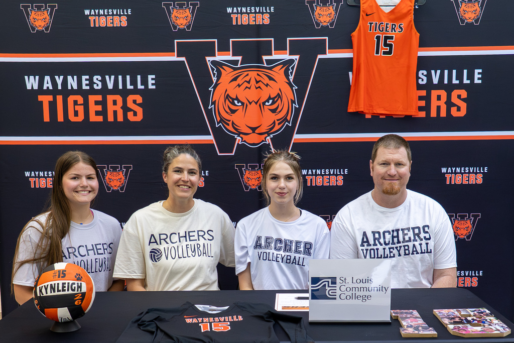 Barkley signs with St. Louis Community College