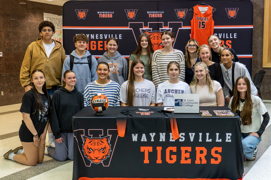 Barkley signs with St. Louis Community College
