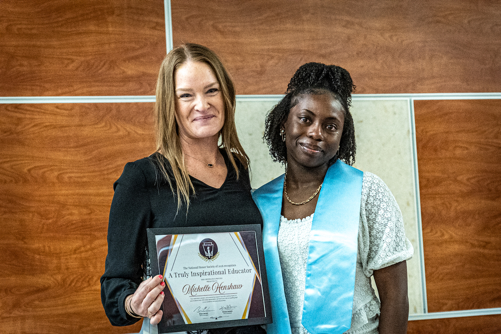 NHS students honor teachers