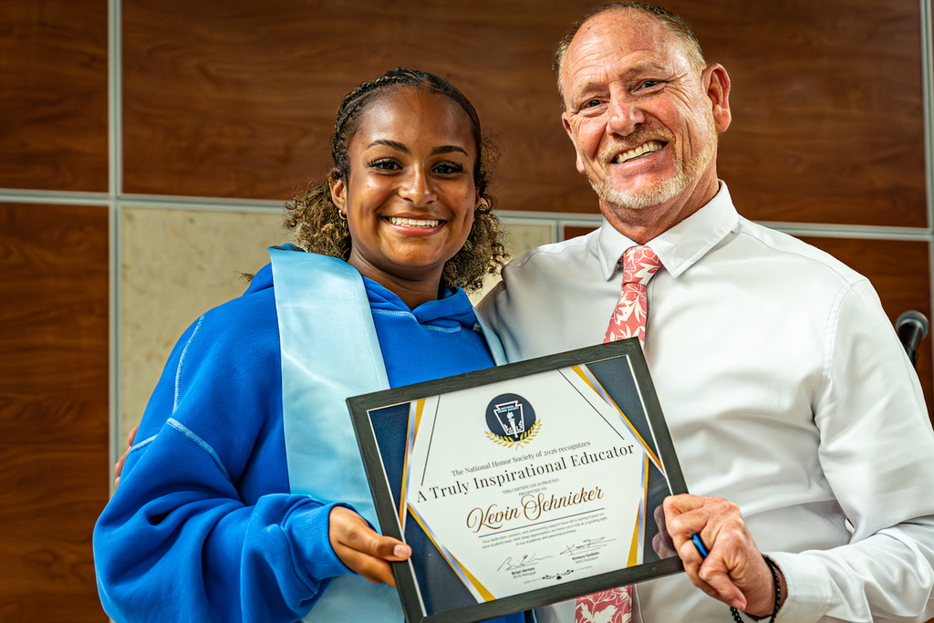 NHS students honor teachers