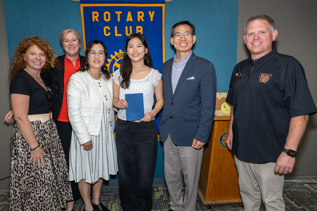 Choi named Rotary Student of the Month