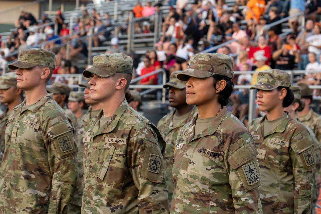 Soldiers from the Soldiers from the 14th Military Police Brigade
