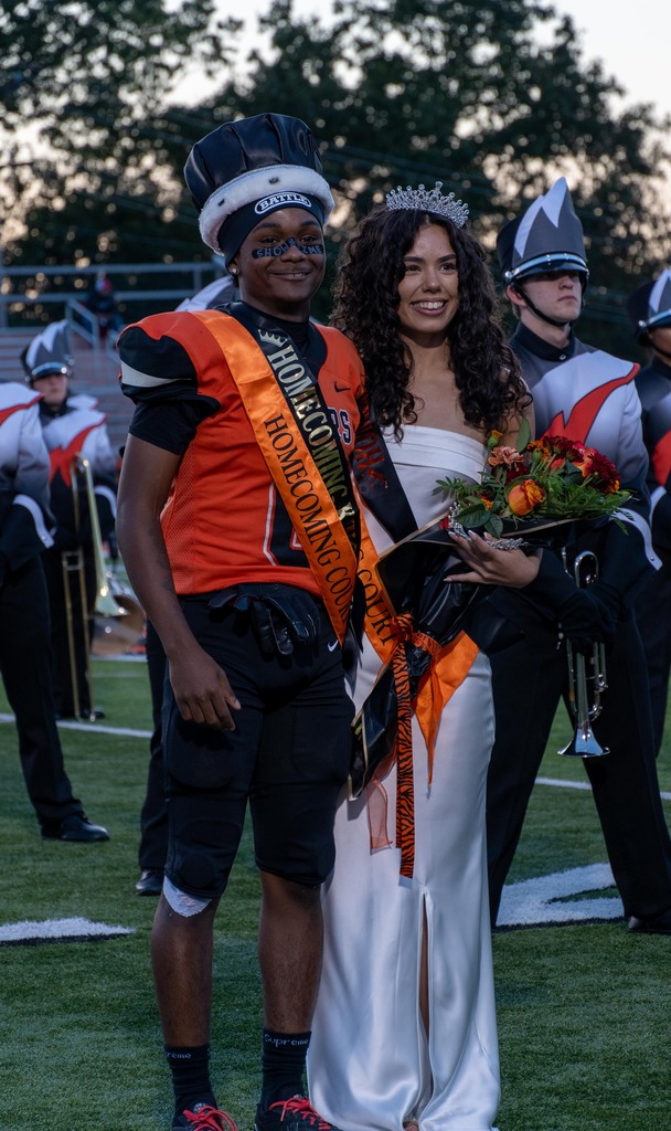 The male and female winners of court !!