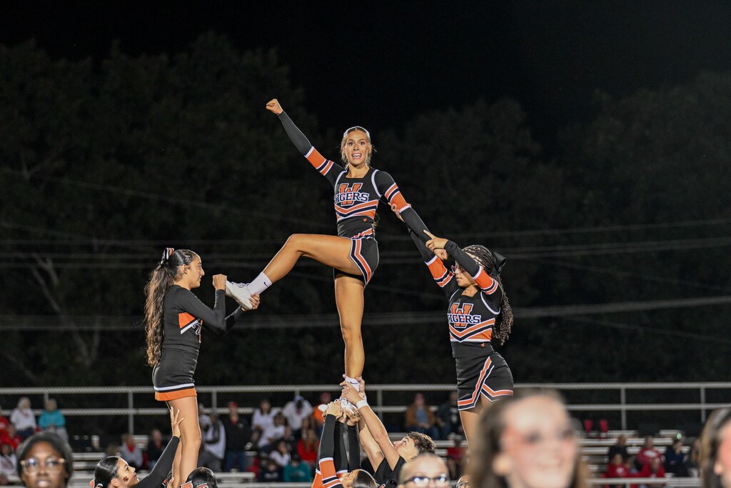 Waynesville High School cheer in stunt