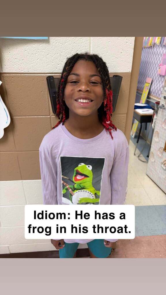Frog shirt 