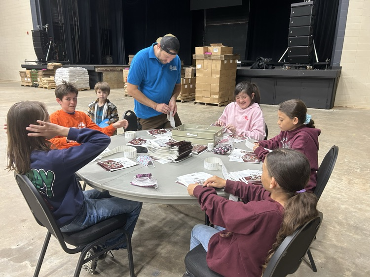 Against Global Hunger 4/4