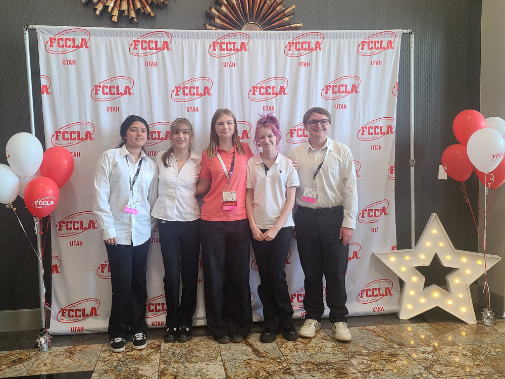 photographs of Roy JR FCCLA members at the FCCLA state competition