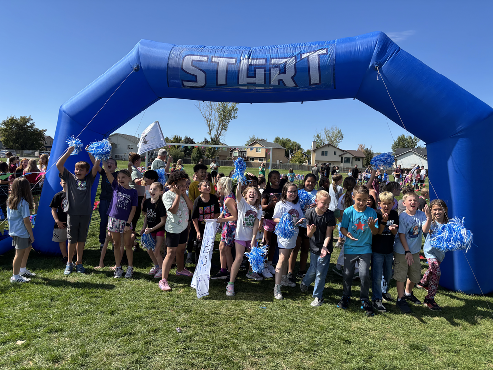 kids at the start off the Majestic Fun Run