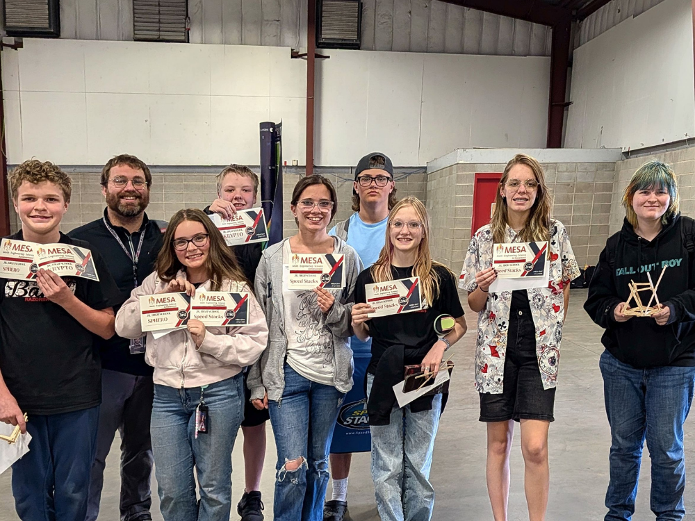 Photo of Roy Jr Mesa Club students at the district mesa day