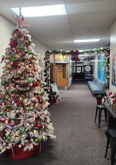 Winter Wonderland Decorations for Session 3 Credit Blitz