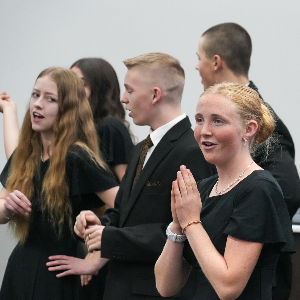 Roy High Choir Students