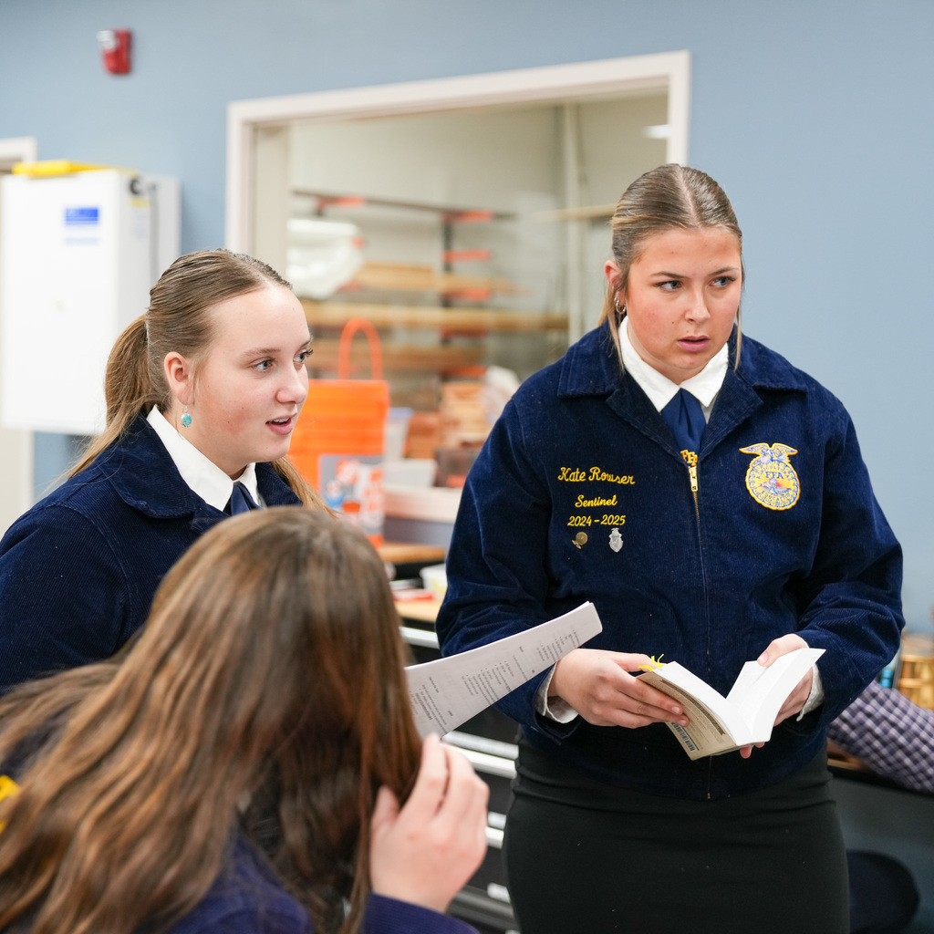 FFA area contest participants.