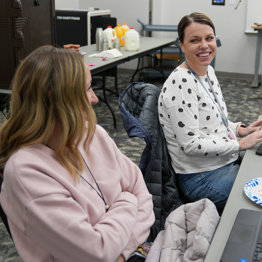 Teachers learning together about Nearpod.