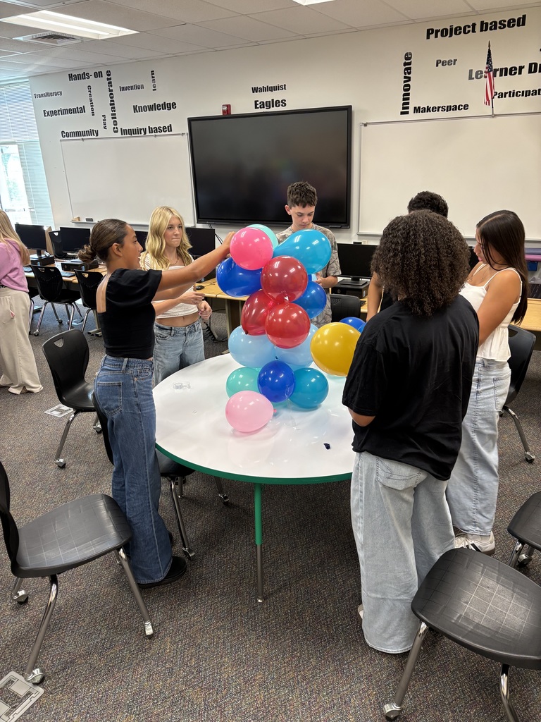 LIA Team Building Activity - Balloon Towers 
