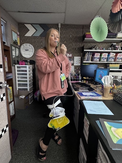 teacher with no cups day