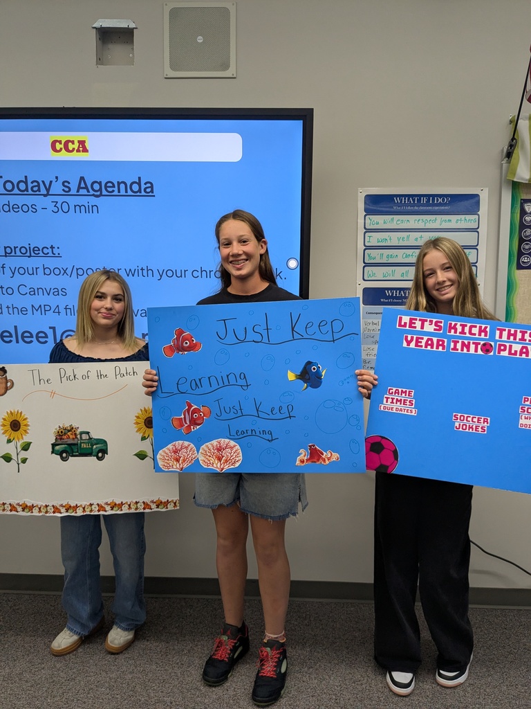Mrs. Lee's CCA Class did a classroom project! They made Classroom Bulletin Boards and Mini 3-D models of future classrooms! Way to go 7th Graders!