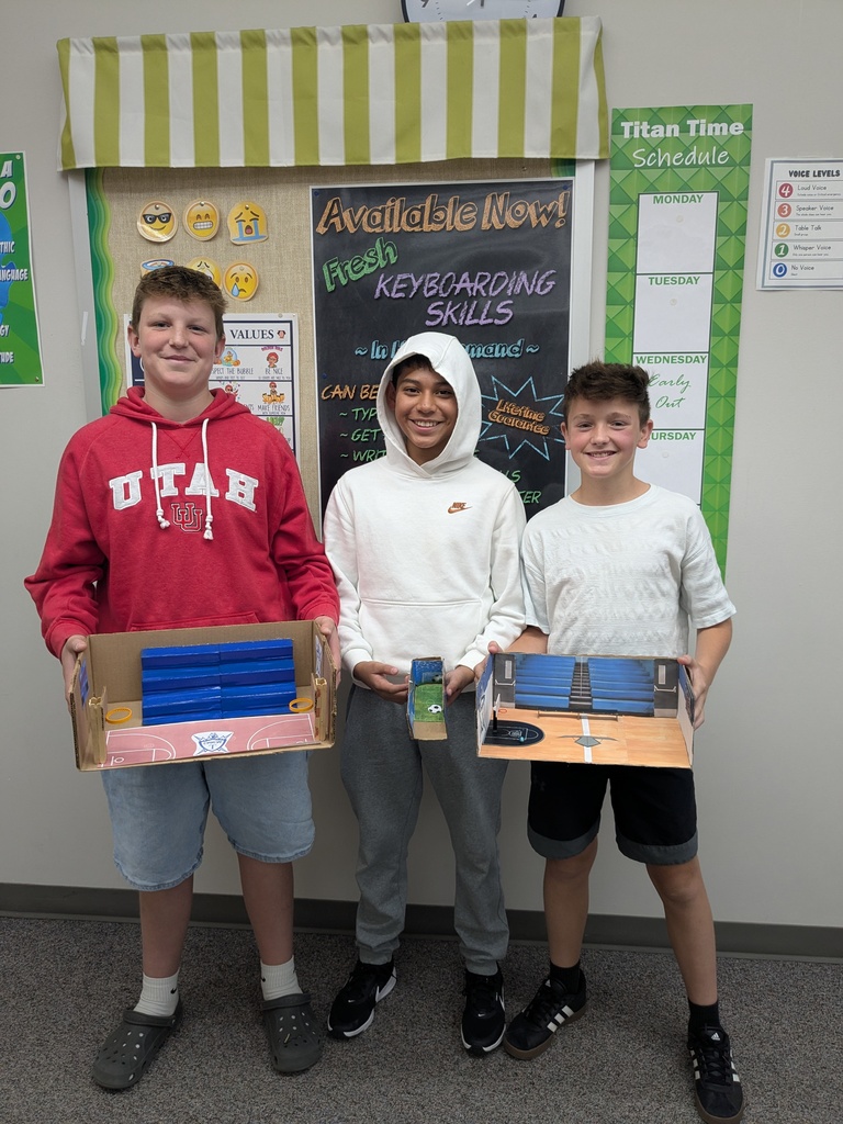 Mrs. Lee's CCA Class did a classroom project! They made Classroom Bulletin Boards and Mini 3-D models of future classrooms! Way to go 7th Graders!