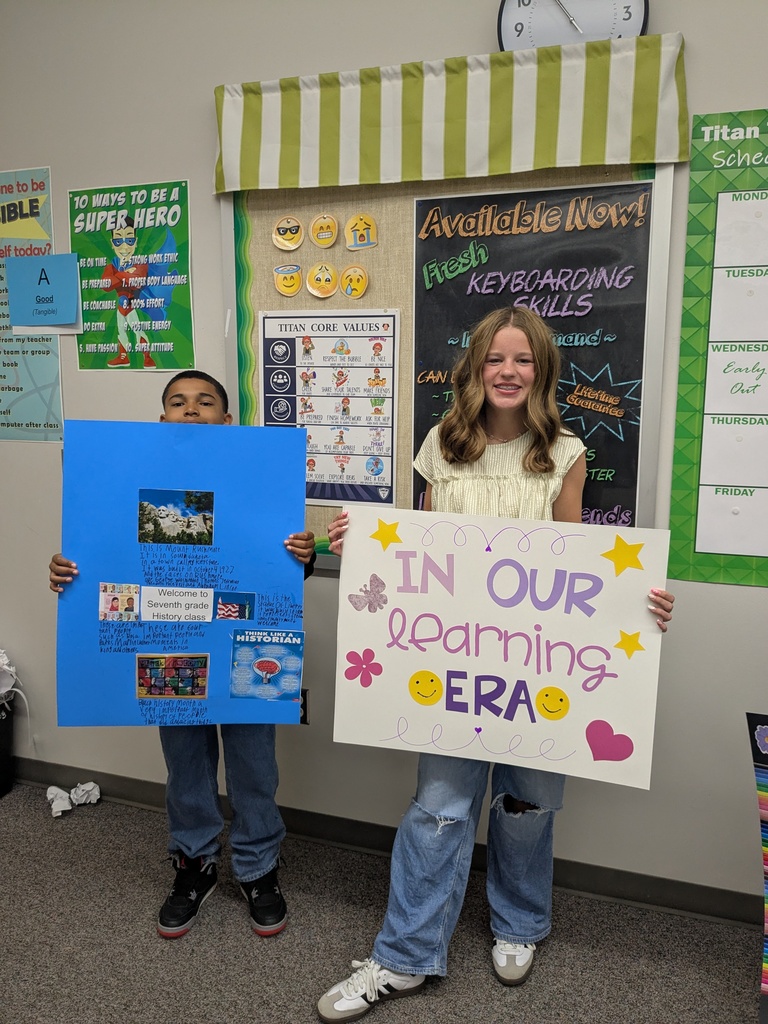Mrs. Lee's CCA Class did a classroom project! They made Classroom Bulletin Boards and Mini 3-D models of future classrooms! Way to go 7th Graders!