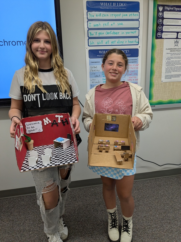 Mrs. Lee's CCA Class did a classroom project! They made Classroom Bulletin Boards and Mini 3-D models of future classrooms! Way to go 7th Graders!