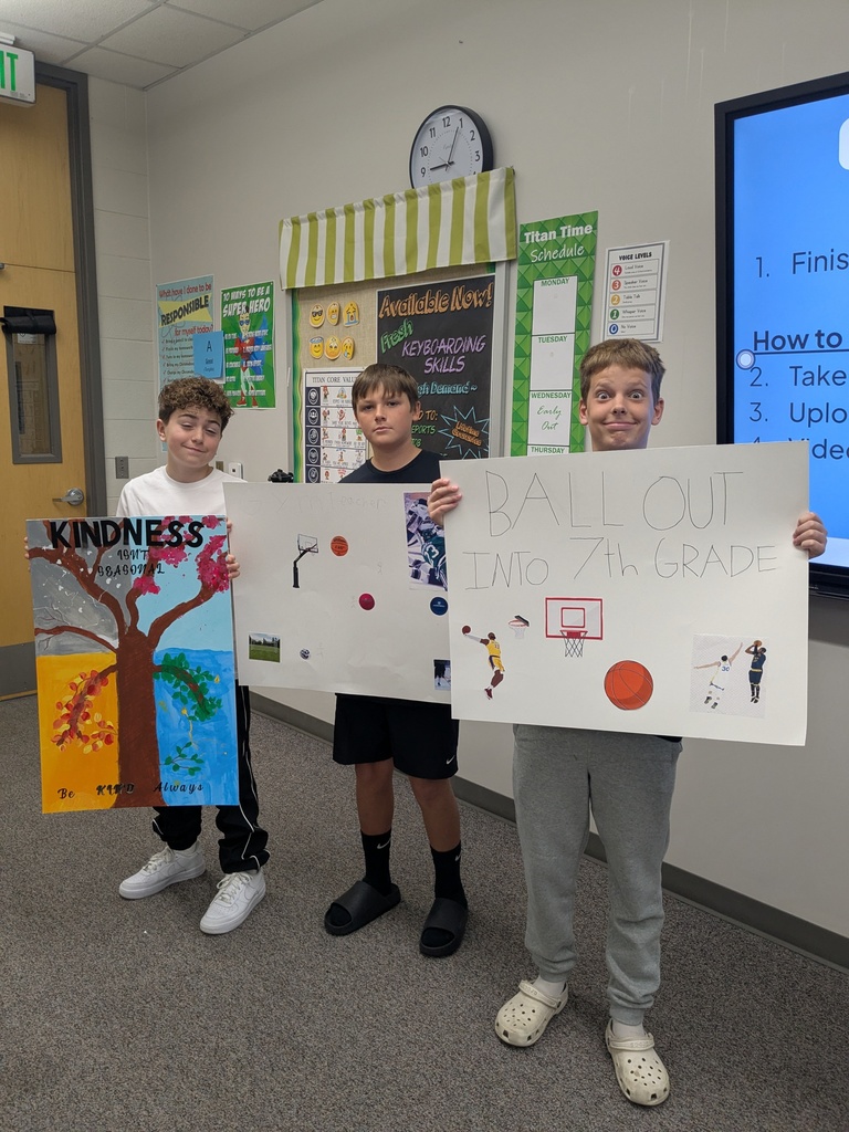 Mrs. Lee's CCA Class did a classroom project! They made Classroom Bulletin Boards and Mini 3-D models of future classrooms! Way to go 7th Graders!