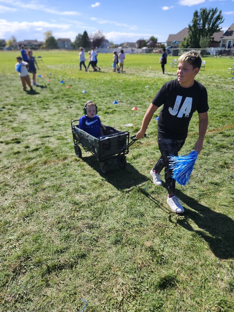 Picture of Kids Running during the Fun Run Fundraiser
