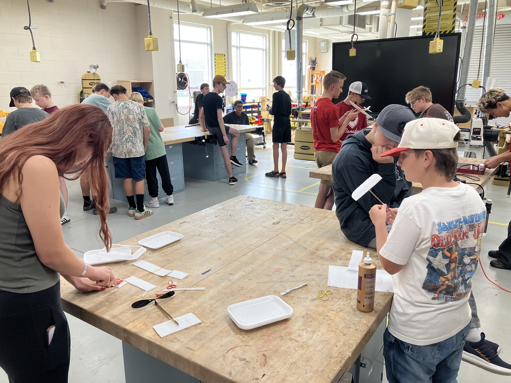 9th Grade Drone Aviation class is learning the basic principals of flight. They are learning that what the Wright brothers did took a lot of trial and error, as they try themselves to build a working rubber band propelled glider themselves. 